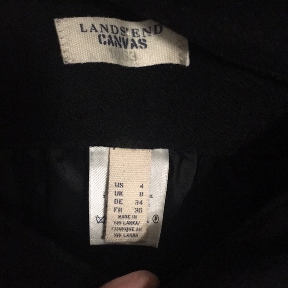 Black skirt with pockets - Picture 3 of 4